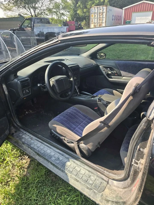 2002 Chevrolet Camaro 4th Gen - Image 13 of 17