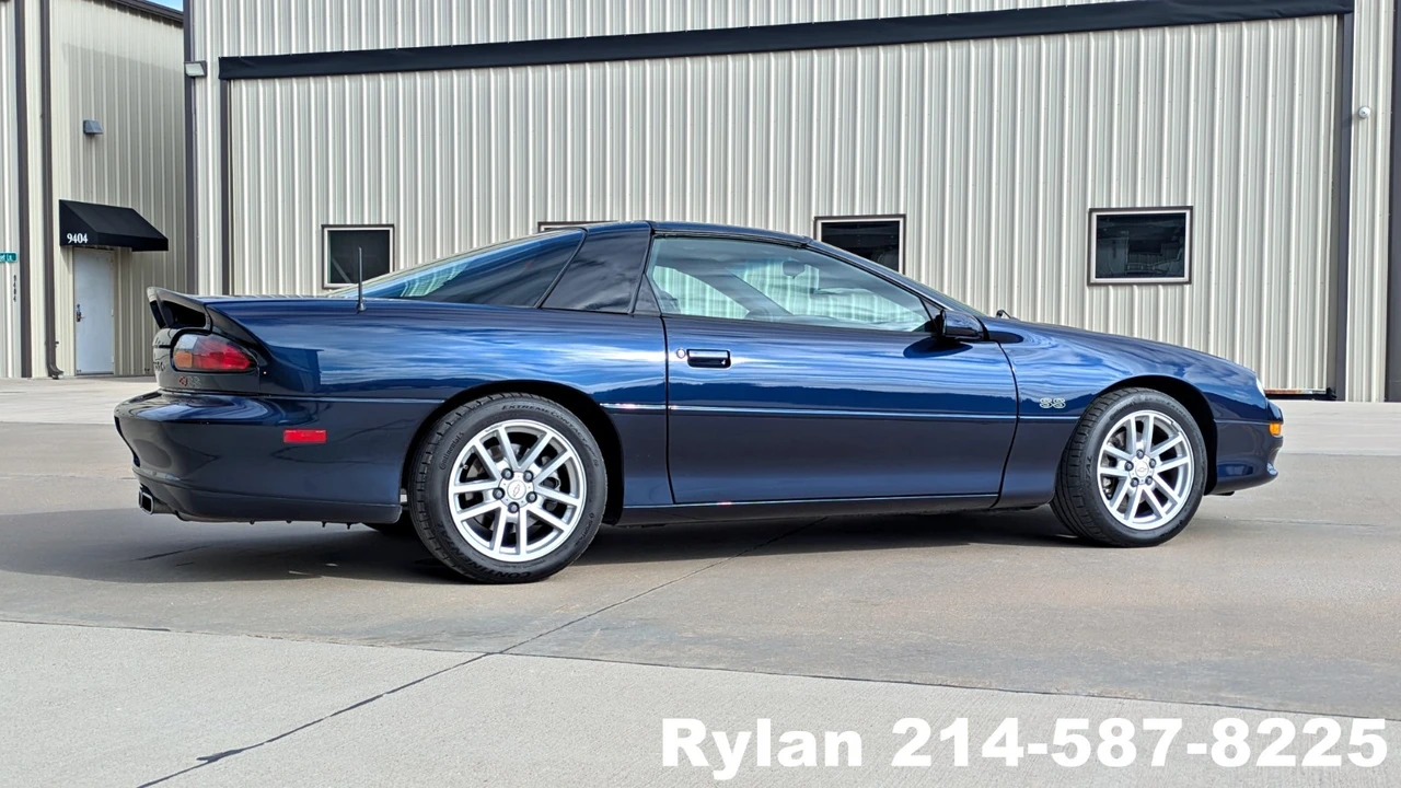 2002 Chevrolet Camaro SS 4th Gen - Image 10 of 21