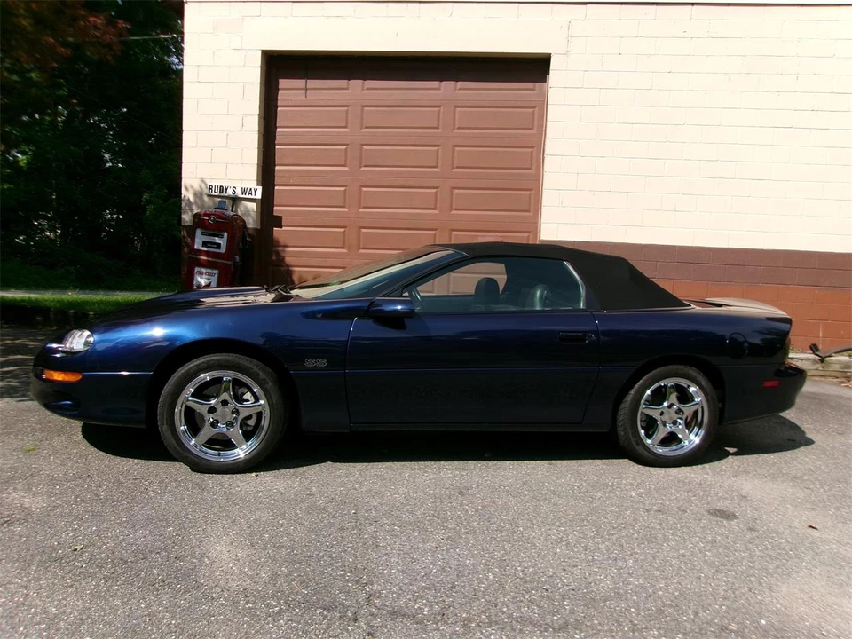 2002 Chevrolet Camaro SS 4th Gen - Image 2 of 31