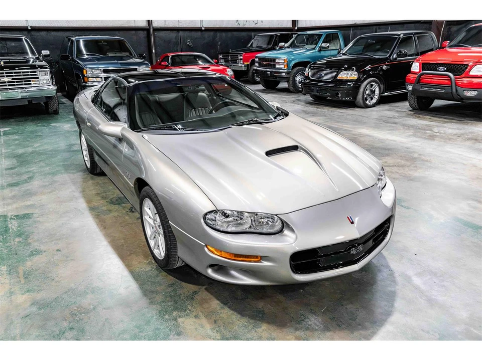 2002 Chevrolet Camaro SS 4th Gen - Image 7 of 24