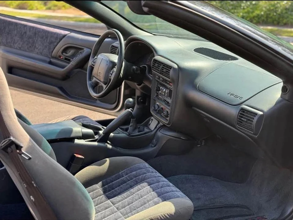 2002 Chevrolet Camaro - Image 4 of 6
