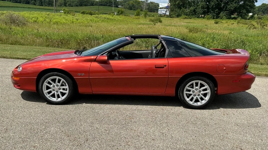 2002 Chevrolet Camaro SS 4th Gen - Image 2 of 18