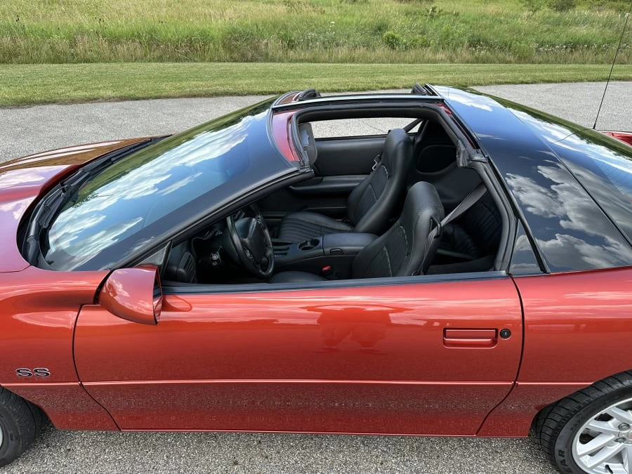 2002 Chevrolet Camaro SS 4th Gen - Image 8 of 18