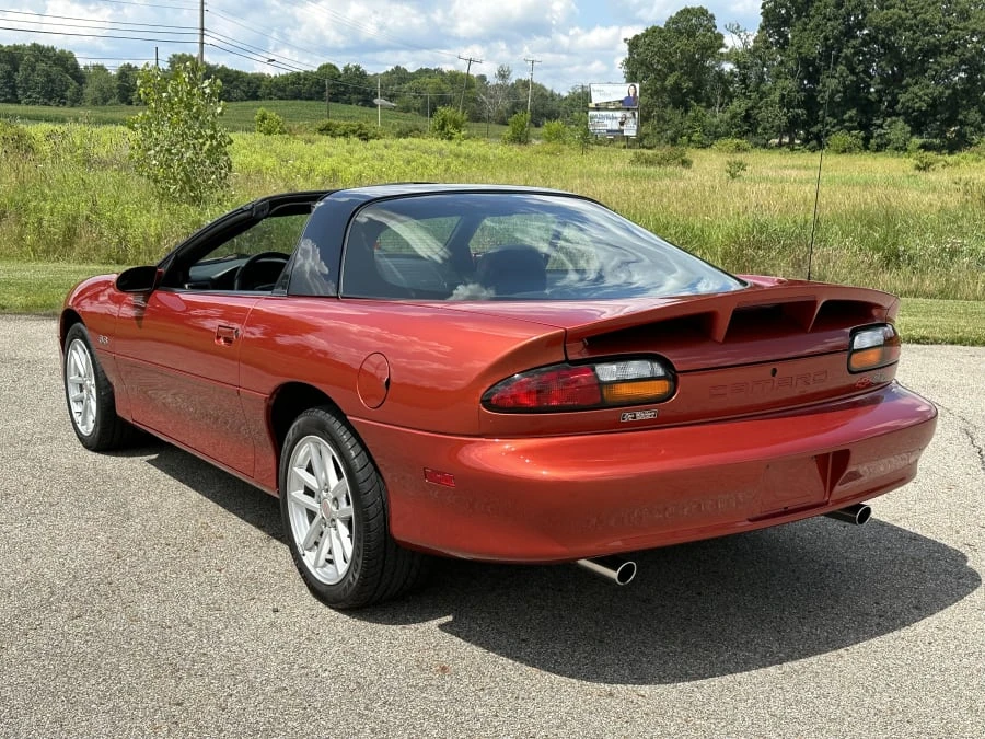 2002 Chevrolet Camaro SS 4th Gen - Image 9 of 18