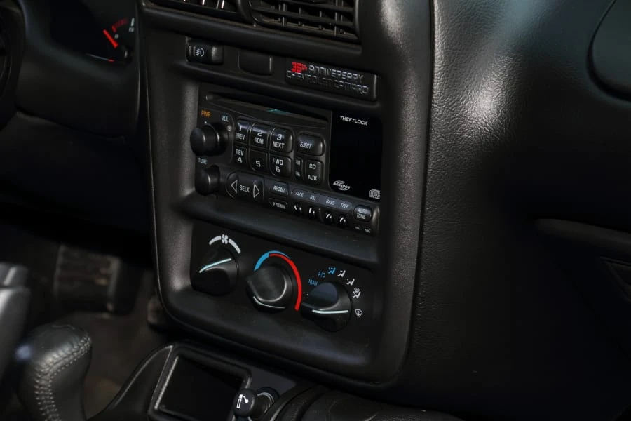 2002 Chevrolet Camaro SS 4th Gen - Image 27 of 31