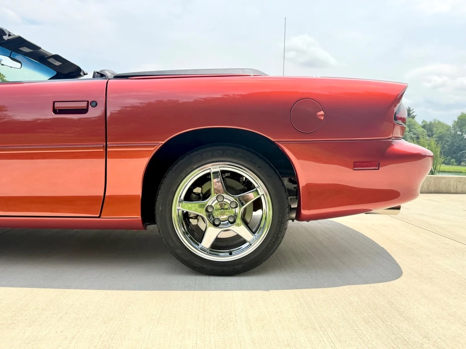 2002 Chevrolet Camaro SS 4th Gen - Image 10 of 31