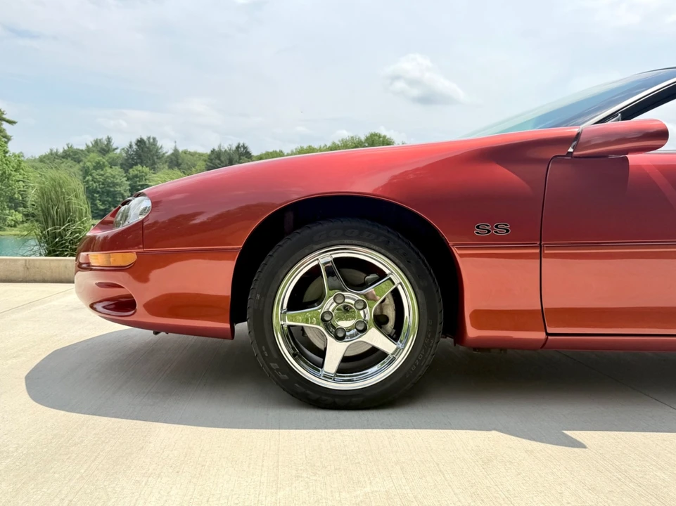 2002 Chevrolet Camaro SS 4th Gen - Image 11 of 31