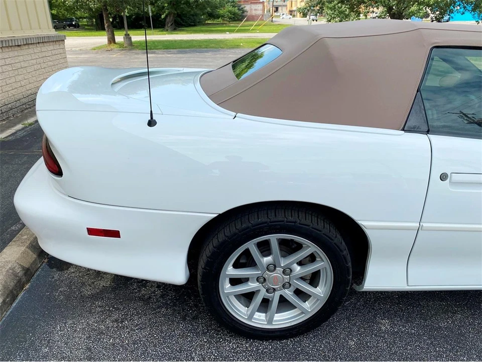 2002 Chevrolet Camaro SS 4th Gen - Image 9 of 28