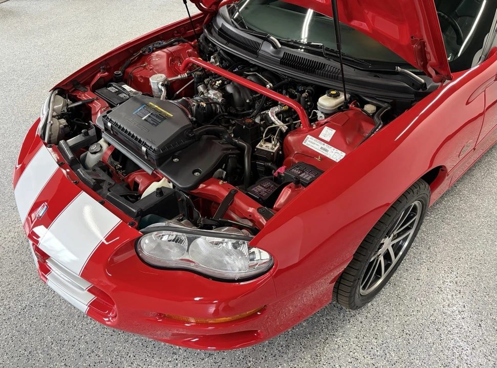 2002 Chevrolet - Image 17 of 25
