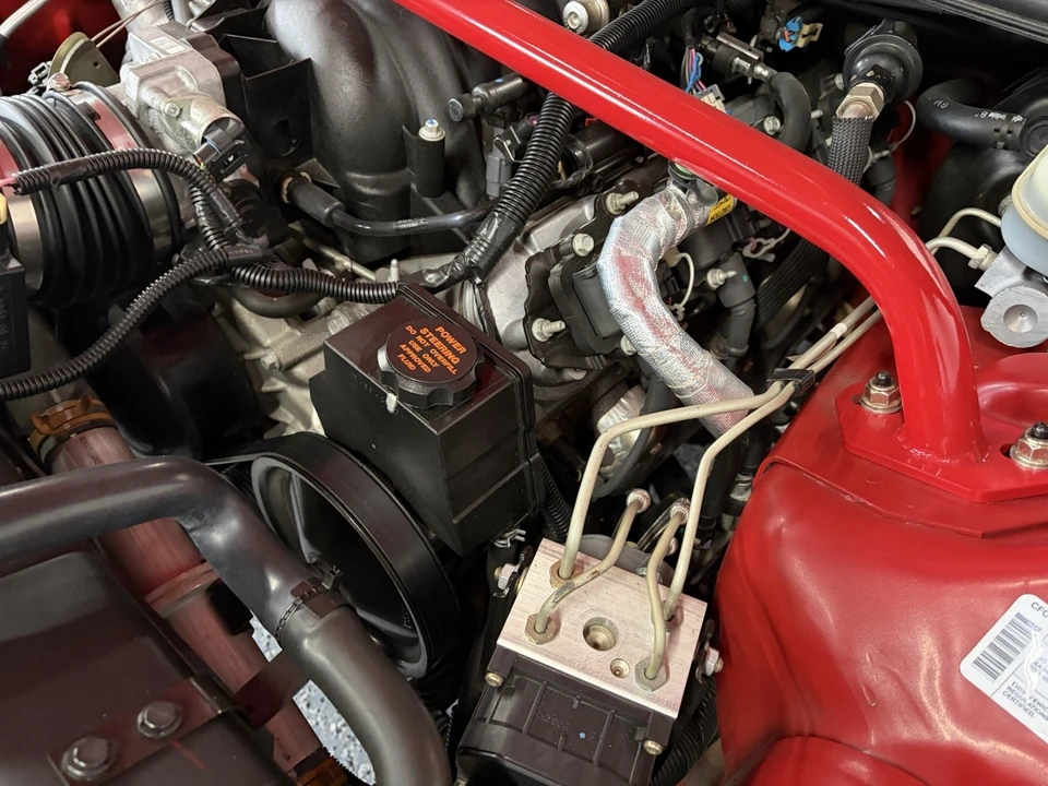 2002 Chevrolet - Image 18 of 25