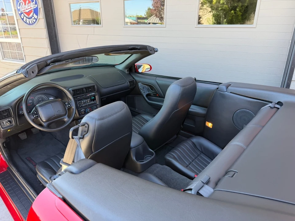 2002 Chevrolet Camaro SS 4th Gen - Image 10 of 31