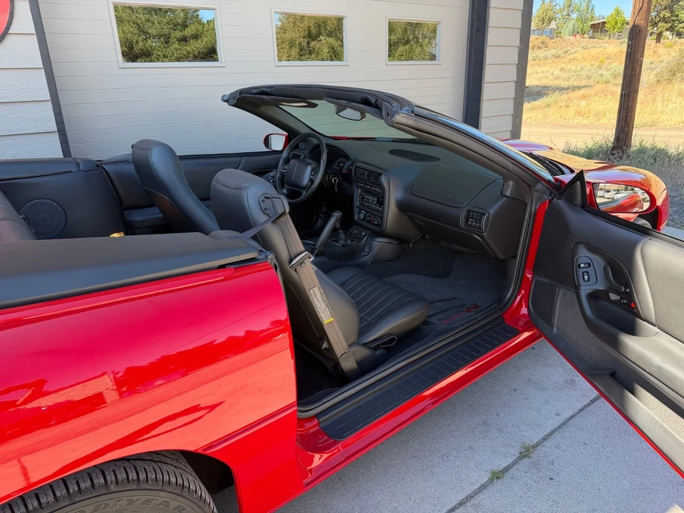 2002 Chevrolet Camaro SS 4th Gen - Image 24 of 31