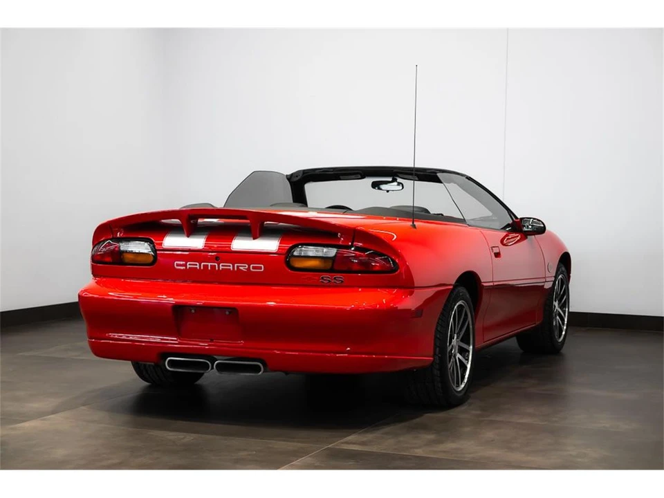 2002 Chevrolet Camaro SS 4th Gen - Image 4 of 31