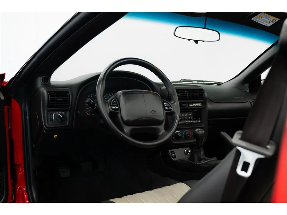 2002 Chevrolet Camaro SS 4th Gen - Image 16 of 31