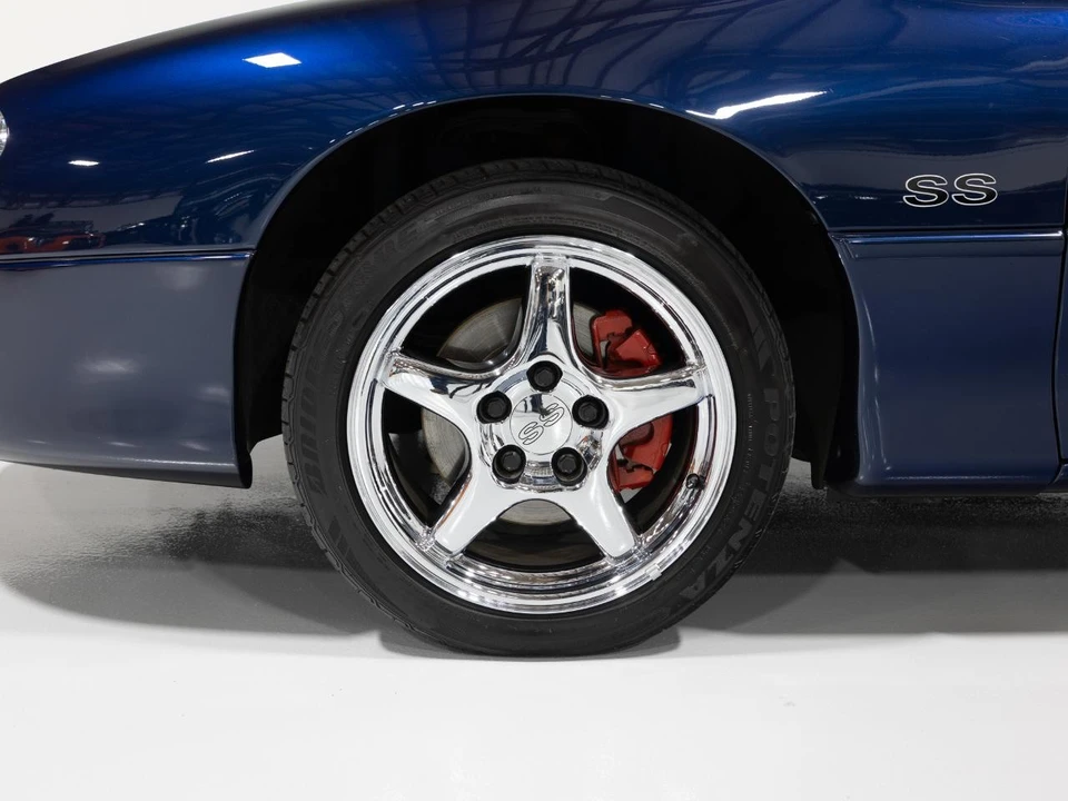 2002 Chevrolet Camaro SS 4th Gen - Image 28 of 31