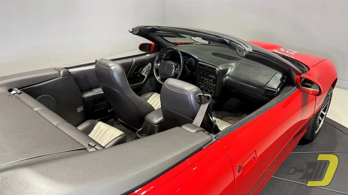 2002 Chevrolet Camaro SS 4th Gen - Image 29 of 31