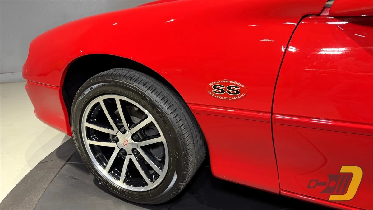 2002 Chevrolet Camaro SS 4th Gen - Image 24 of 31