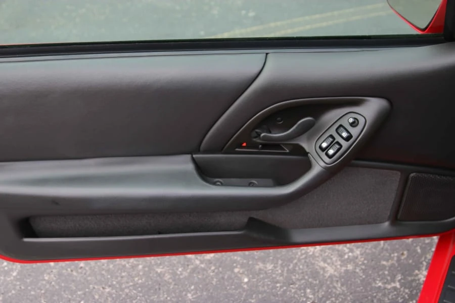 2002 Chevrolet Camaro SS 4th Gen - Image 25 of 31