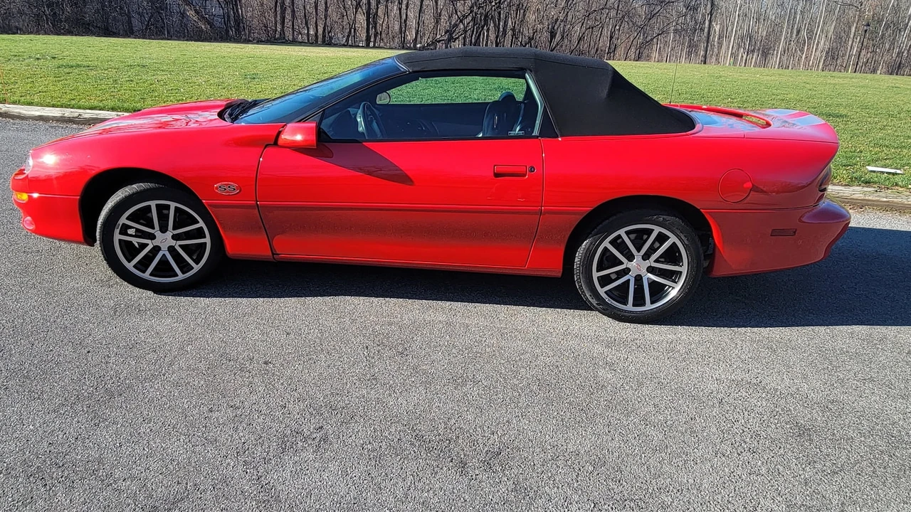 2002 Chevrolet Camaro SS 4th Gen - Image 11 of 12
