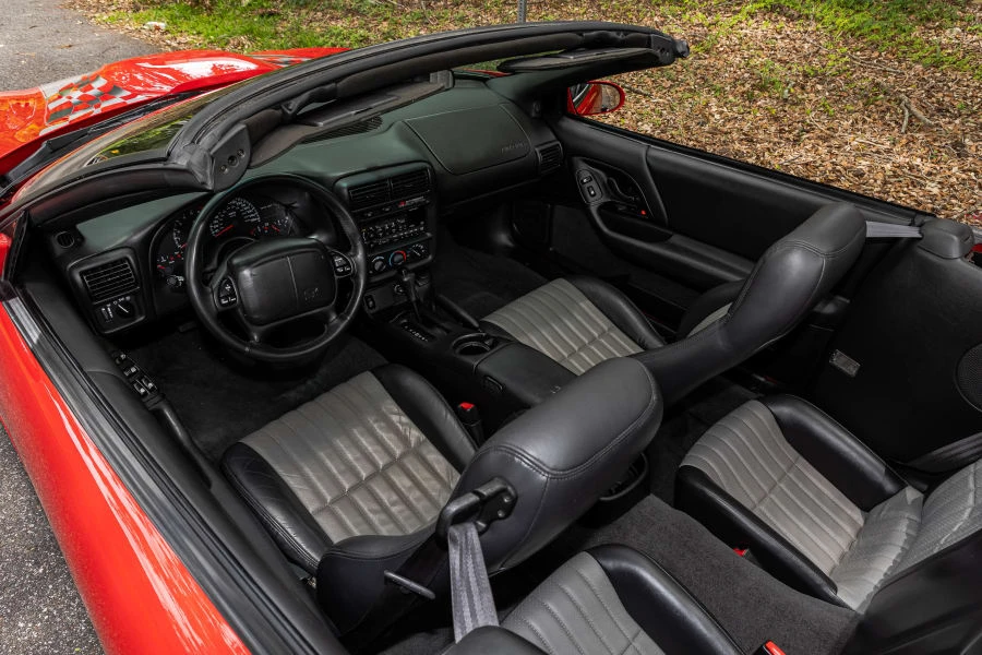 2002 Chevrolet Camaro SS 4th Gen - Image 27 of 31