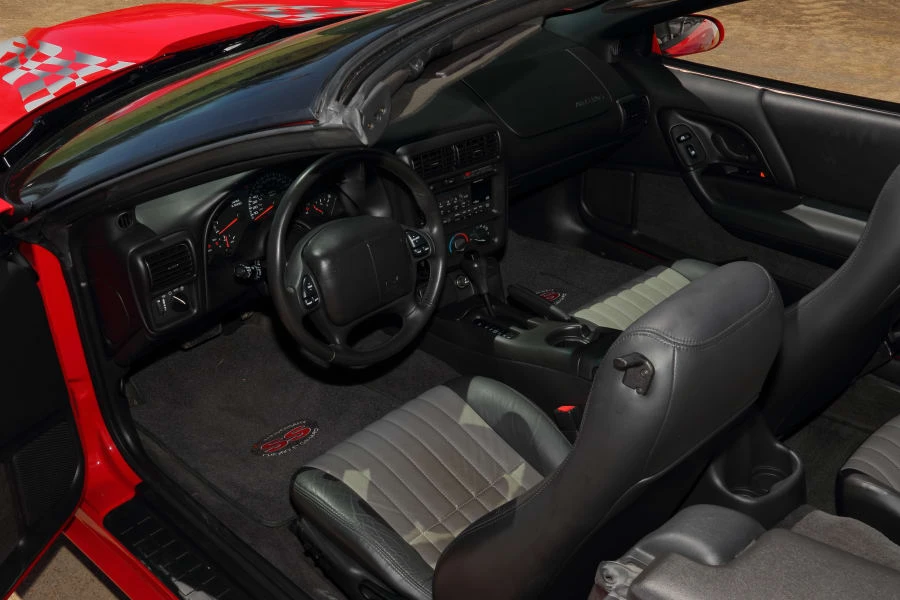 2002 Chevrolet Camaro SS 4th Gen - Image 27 of 31