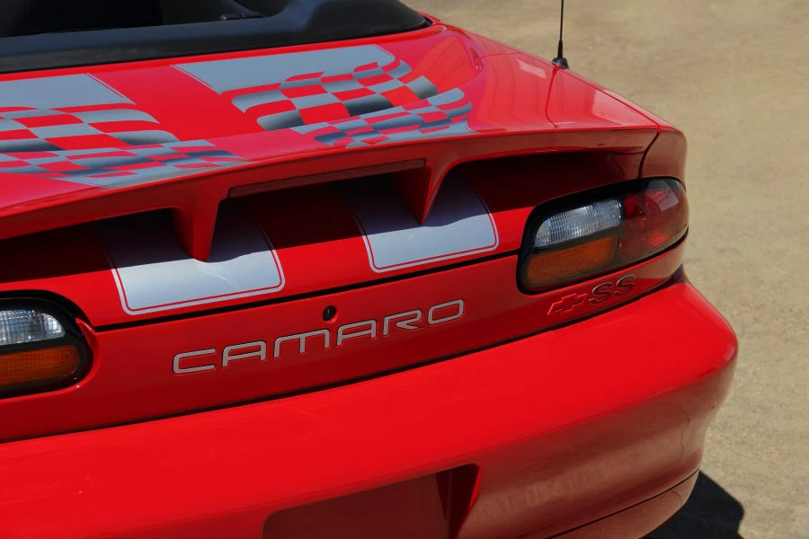 2002 Chevrolet Camaro SS 4th Gen - Image 17 of 31