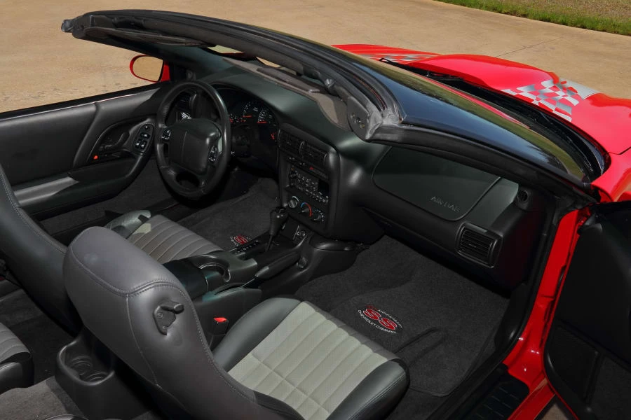 2002 Chevrolet Camaro SS 4th Gen - Image 19 of 31