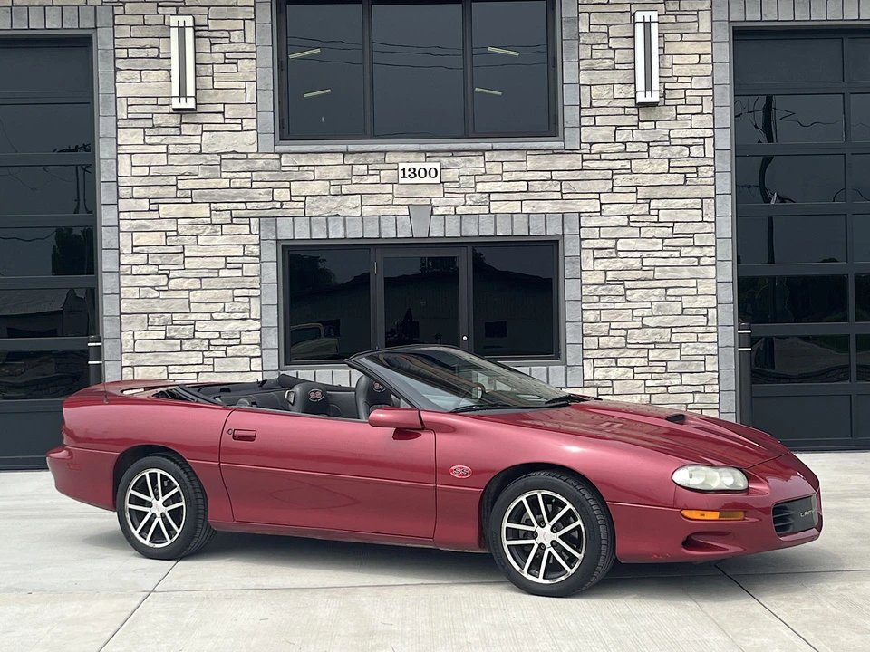 2002 Chevrolet Camaro SS 4th Gen - Image 2 of 31