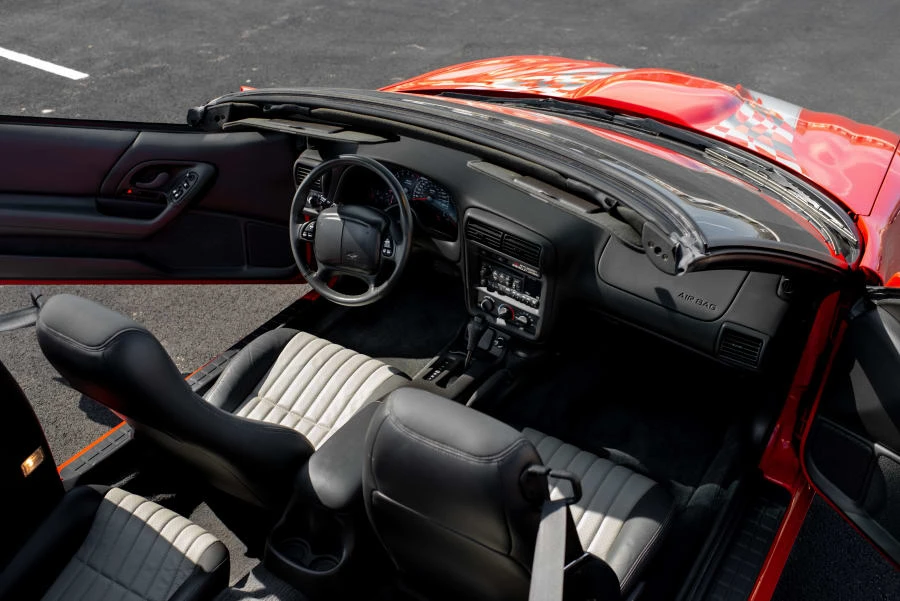 2002 Chevrolet Camaro SS 4th Gen - Image 18 of 27