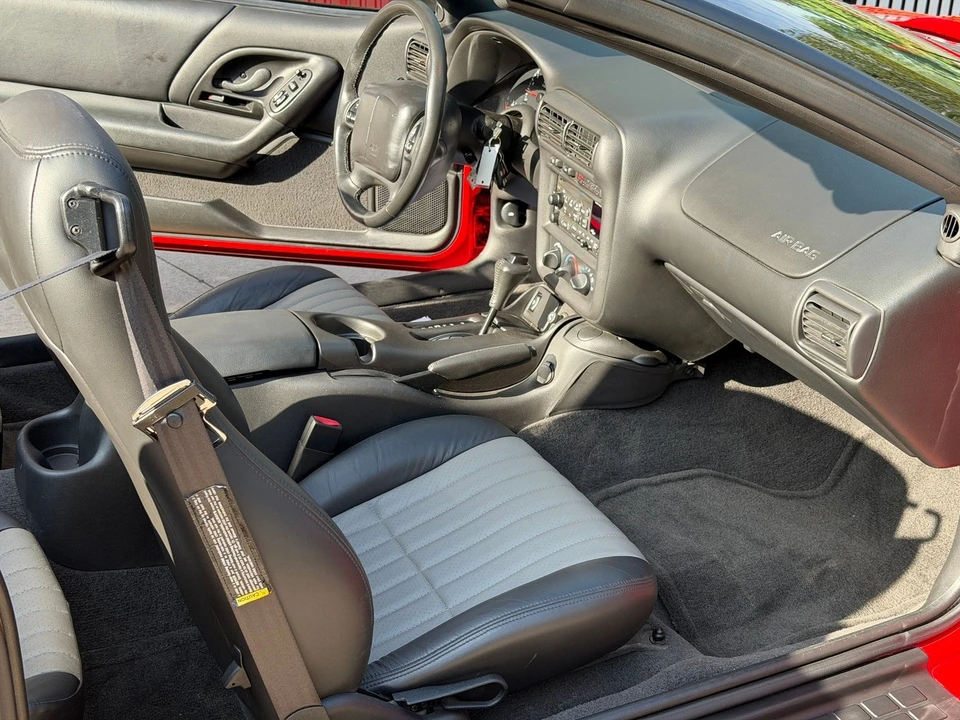 2002 Chevrolet - Image 24 of 31