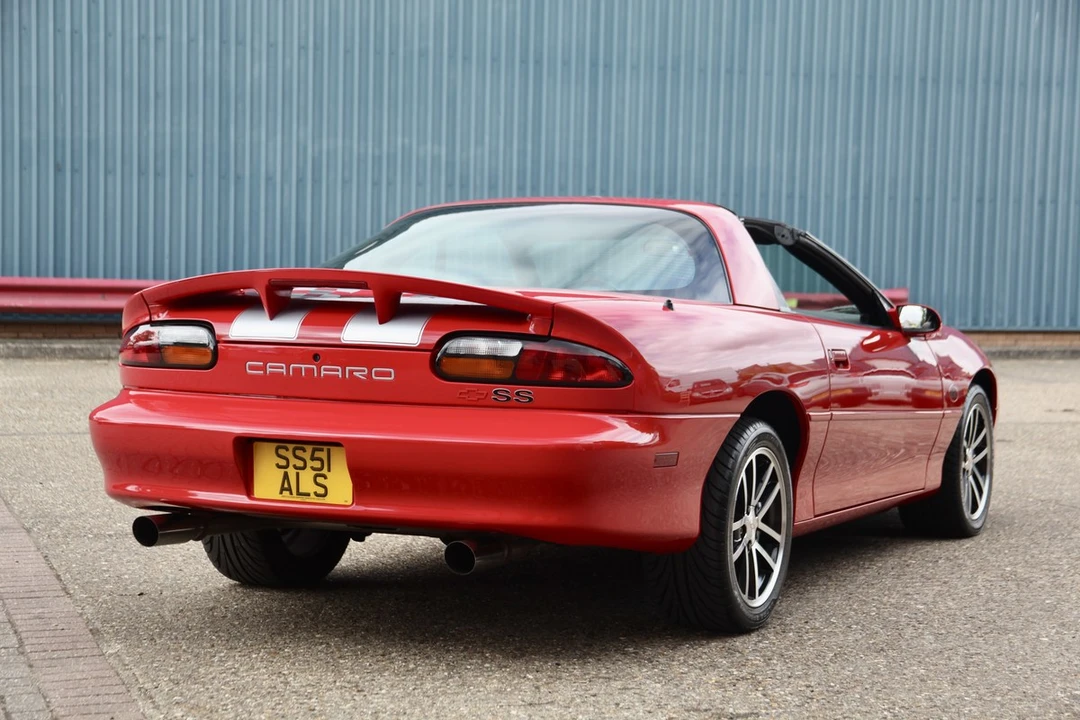 2002 Chevrolet Camaro SS 4th Gen - Image 11 of 30