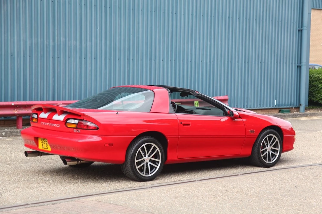 2002 Chevrolet Camaro SS 4th Gen - Image 17 of 30