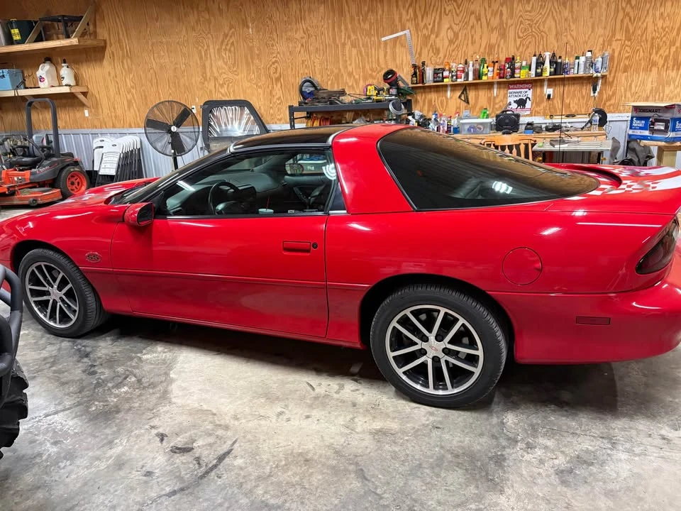 2002 Chevrolet Camaro SS 4th Gen - Image 8 of 11