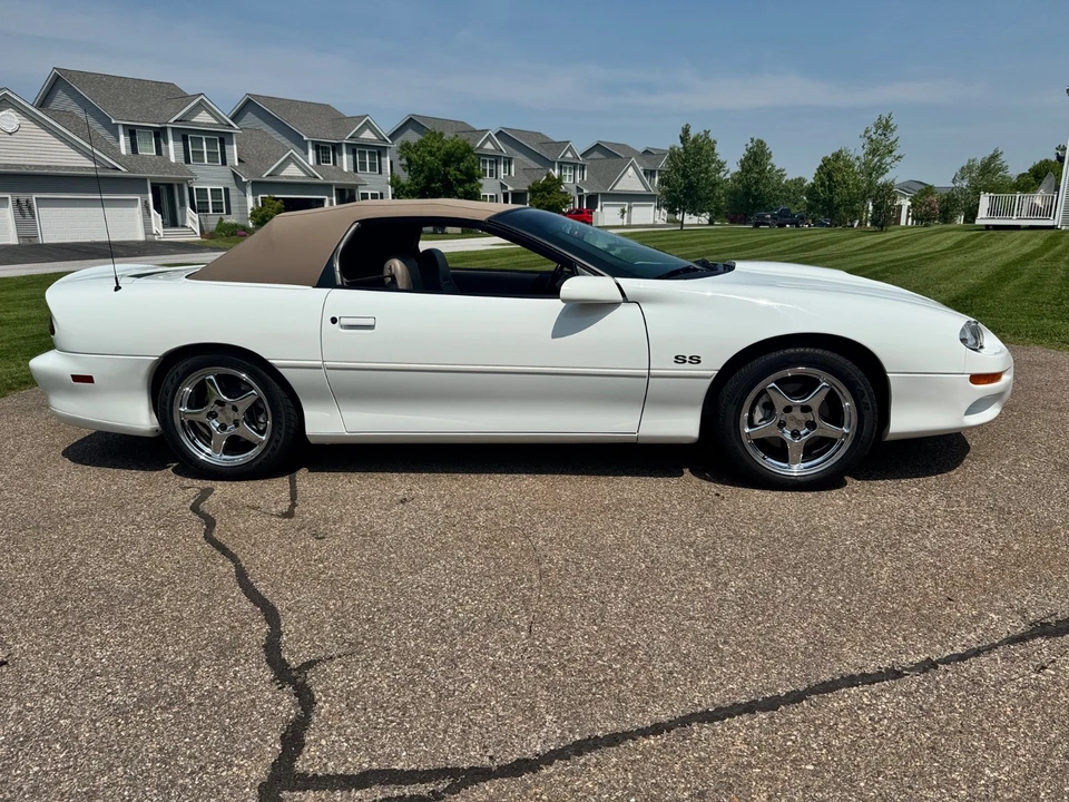 2002 Chevrolet Camaro SS 4th Gen - Image 9 of 31