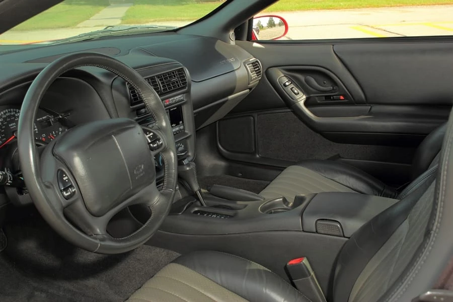 2002 Chevrolet Camaro SS 4th Gen - Image 4 of 12