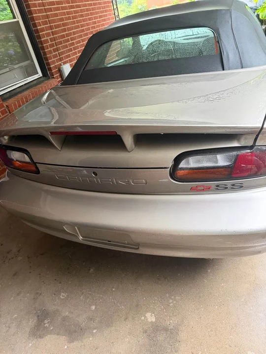 2002 Chevrolet Camaro SS 4th Gen - Image 8 of 11