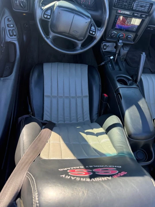 2002 Chevrolet Camaro SS 4th Gen - Image 6 of 13