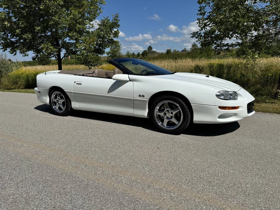 2002 Chevrolet Camaro SS 4th Gen - Image 8 of 31