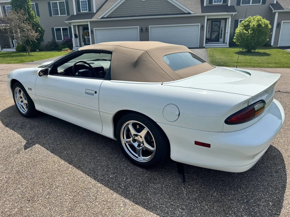 2002 Chevrolet Camaro SS 4th Gen - Image 26 of 31