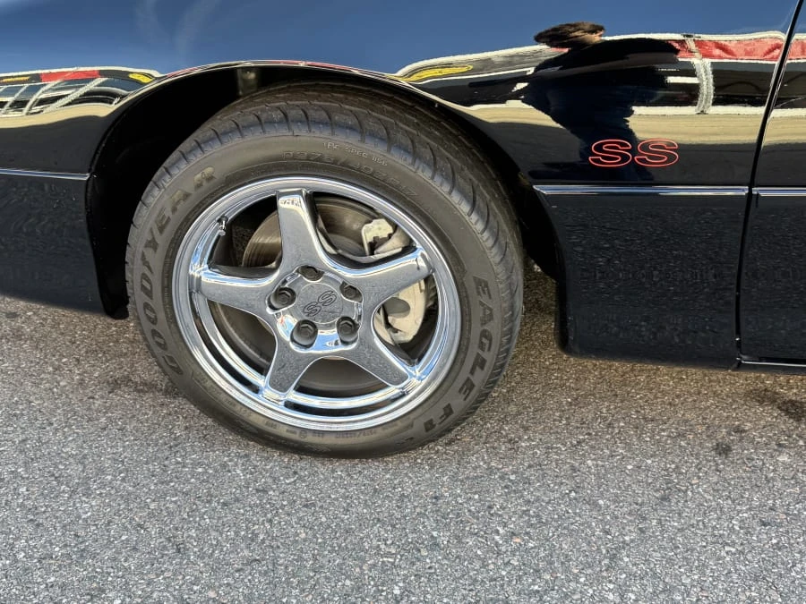 2002 Chevrolet Camaro SS 4th Gen - Image 4 of 12