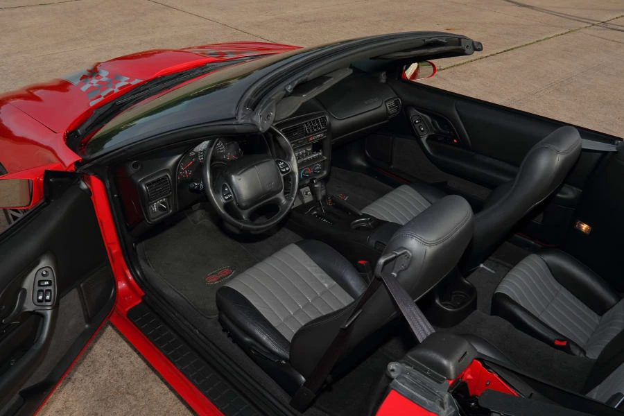 2002 Chevrolet Camaro SS 4th Gen - Image 21 of 31