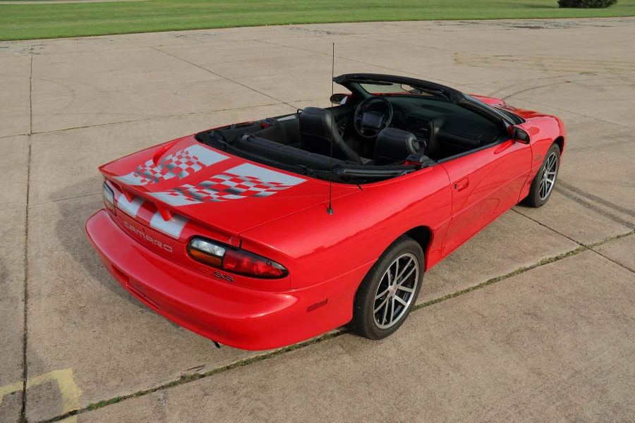2002 Chevrolet Camaro SS 4th Gen - Image 10 of 31