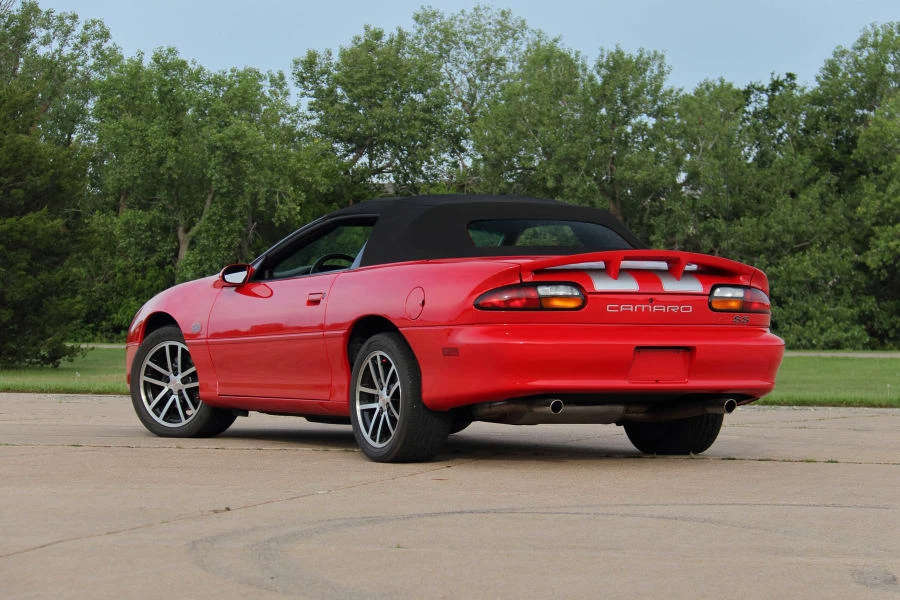 2002 Chevrolet Camaro SS 4th Gen - Image 9 of 31