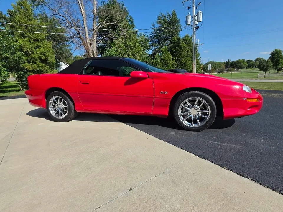 2002 Chevrolet Camaro SS 4th Gen - Image 17 of 31