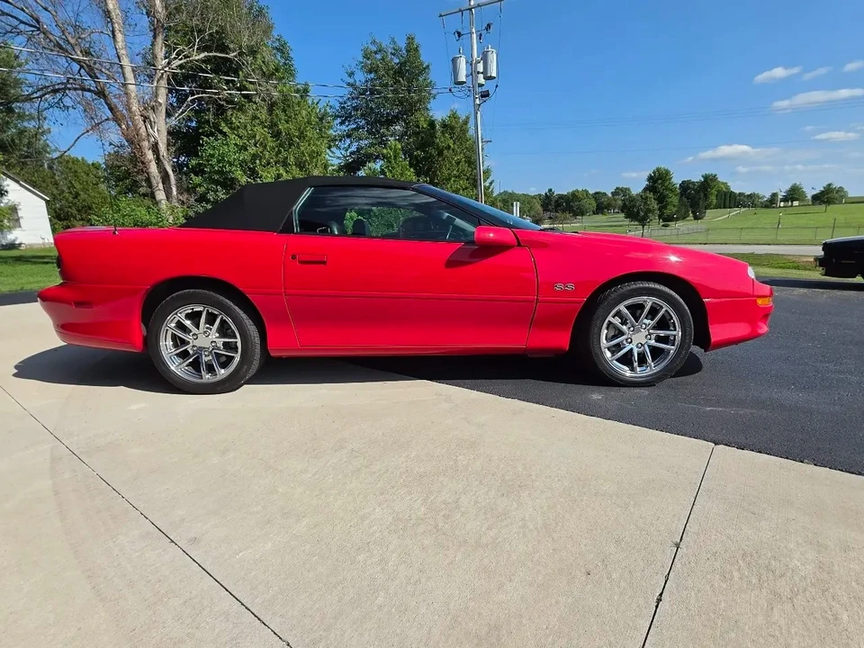 2002 Chevrolet Camaro SS 4th Gen - Image 19 of 31