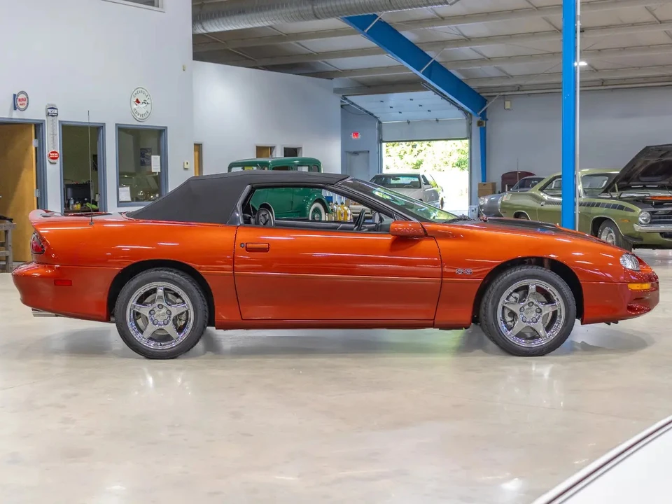 2002 Chevrolet Camaro SS 4th Gen - Image 8 of 31