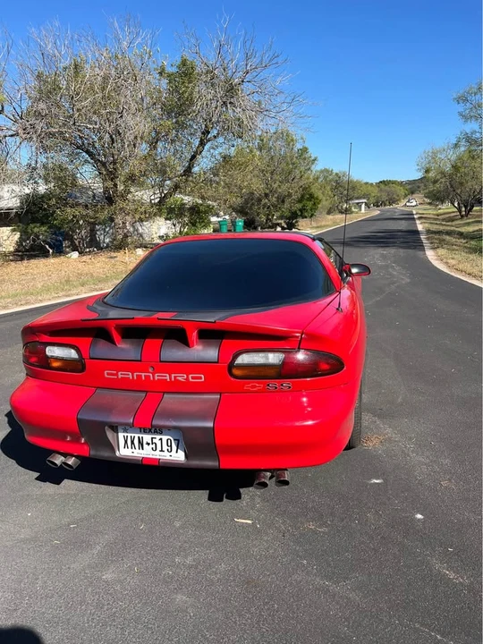 2002 Chevrolet Camaro SS 4th Gen - Image 8 of 17
