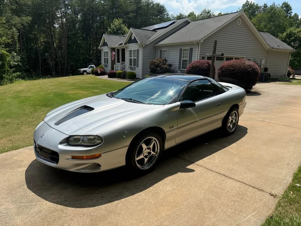 2002 Chevrolet Camaro SS 4th Gen - Image 2 of 9