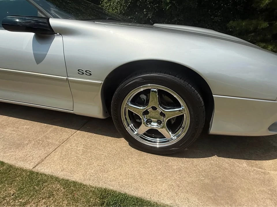 2002 Chevrolet Camaro SS 4th Gen - Image 5 of 9