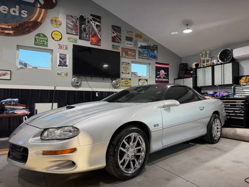 2002 Chevrolet Camaro SS 4th Gen - Image 7 of 14